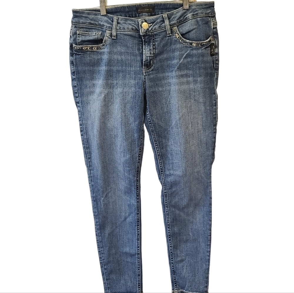 Silver Jeans Elyse Skinny Embroidered Medium wash size 30